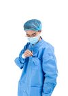 Áo khoác phòng thí nghiệm không dệt Màu xanh Áo choàng dùng một lần Đồng phục bệnh viện Đồng phục y tế Áo khoác phù hợp với