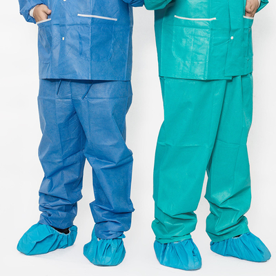 Một lần sử dụng không dệt Scrub Bộ quần áo và quần cho bệnh viện Phụ nữ phù hợp với bác sĩ Bộ quần hai bộ áo thun và quần